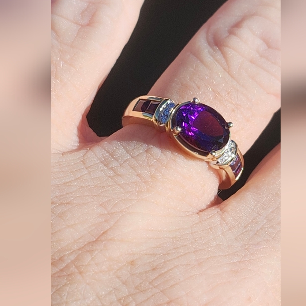 14k Solid Yellow Gold Amethyst Ring - image 2
